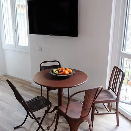 Apartment La Maison Life Milan