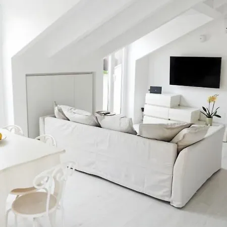 La Maison Life Милан